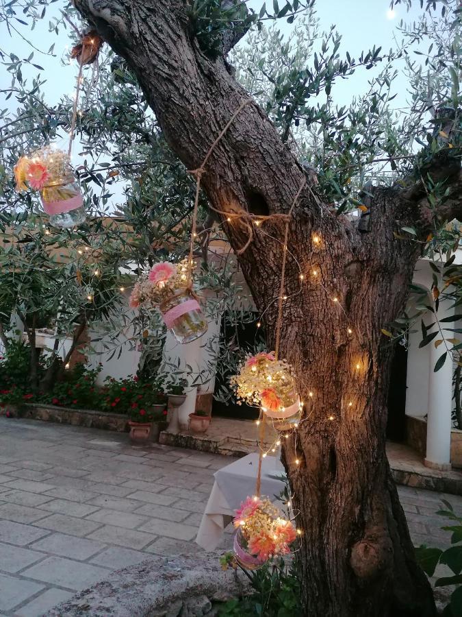 Masseria Agriturismo Il Sorriso Degli Ulivi - Dimora Di Charme กัลลีโปลี ภายนอก รูปภาพ