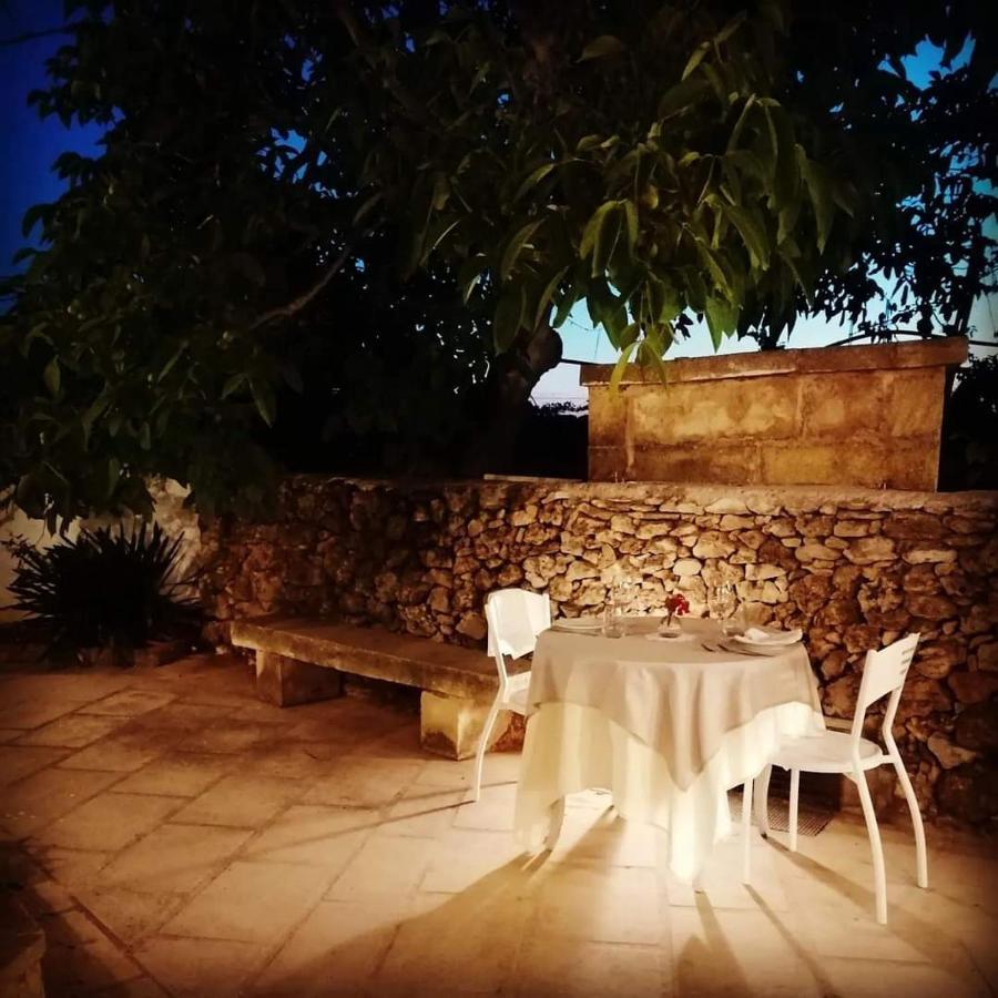 Masseria Agriturismo Il Sorriso Degli Ulivi - Dimora Di Charme กัลลีโปลี ภายนอก รูปภาพ